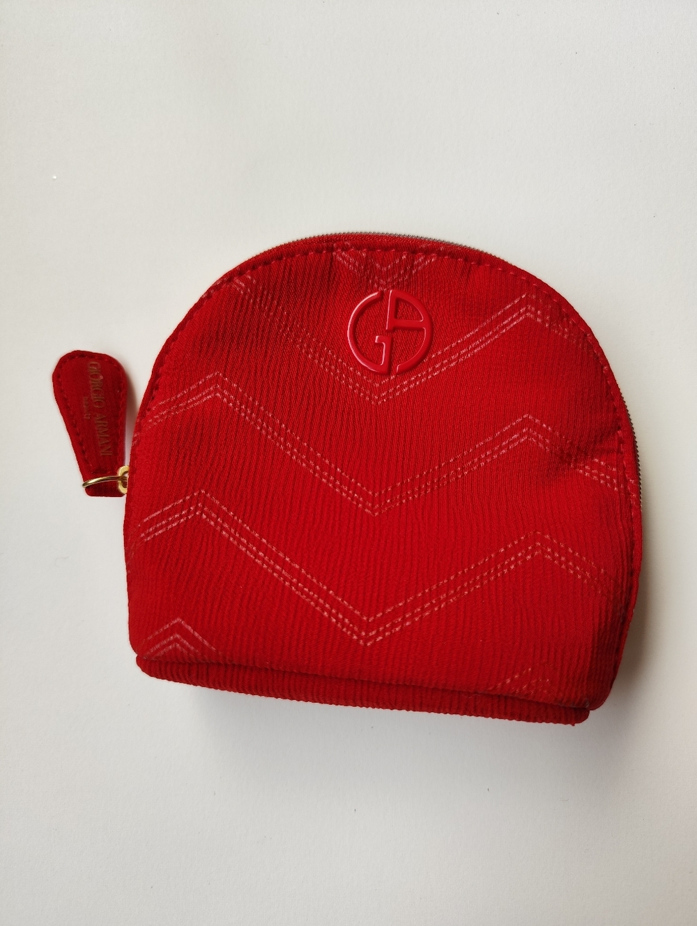 3/$30💜Giorgio Armani Red Quilted Mini Cosmetic Pouch